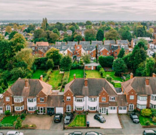 How to breathe freely in Birmingham: the example of Sutton Coldfield